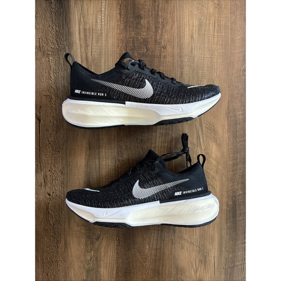 Nike ZoomX Invincible Run Flyknit 3 Black White Women Size 9.5 DR2660-001 - Picture 1 of 7